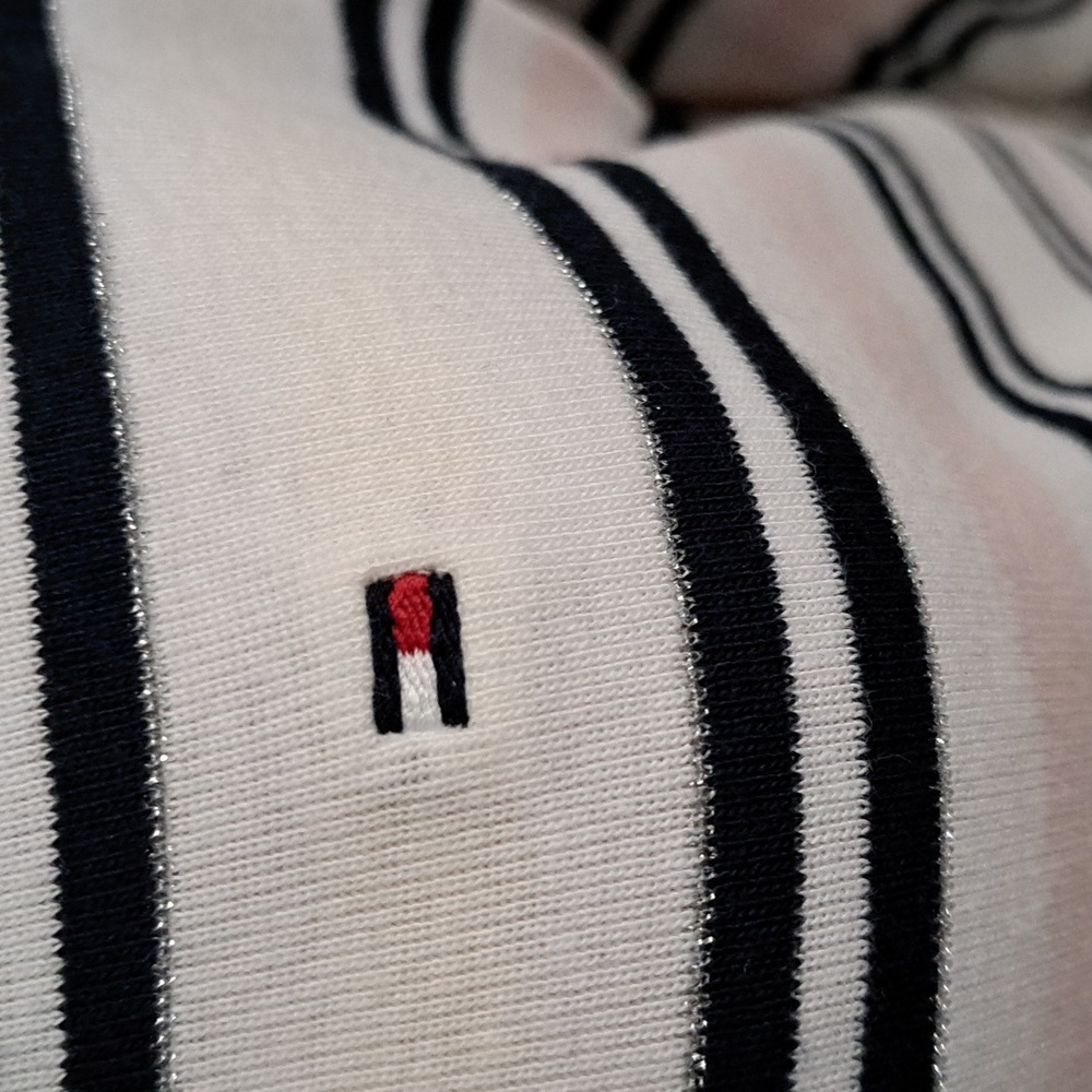 NWT Tommy Hilfiger summer sweater - Picture 2 of 7